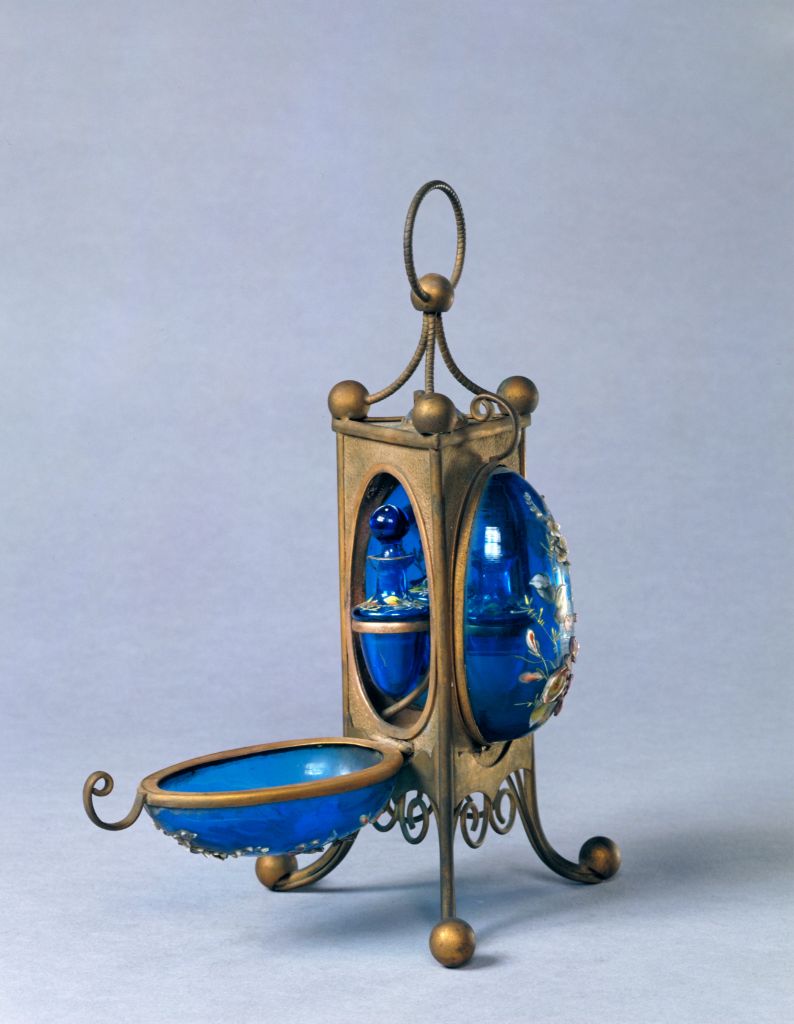 图片[2]-Copper gilt frame perfume bottle-China Archive